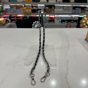 Unbranded silver & black bag chain